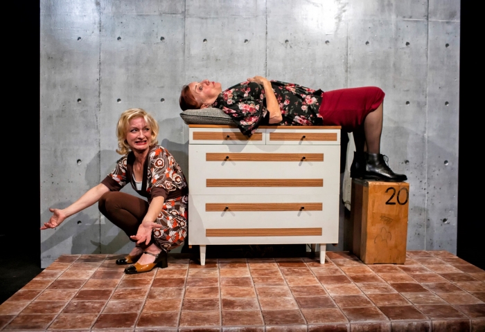 Muttersprache Mameloschn_Sasha Marianna Salzmann Regie: Kay Link